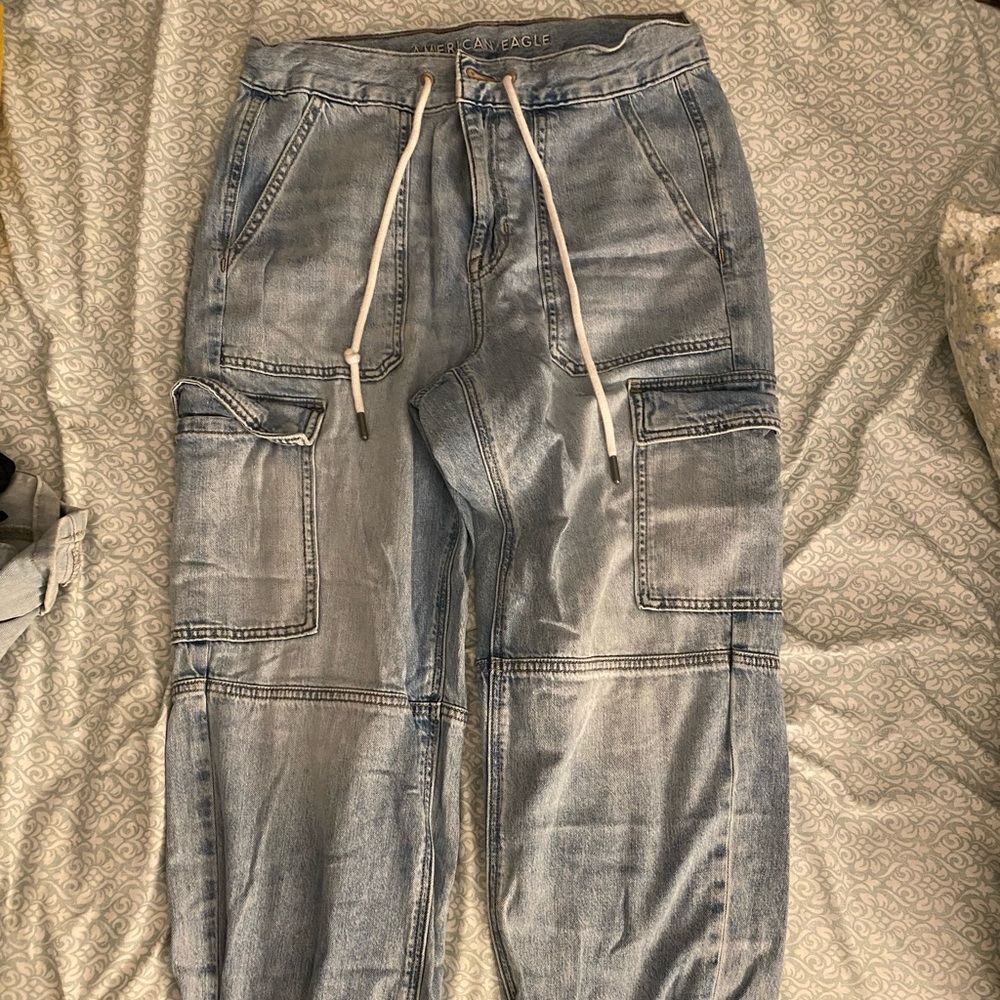 American Eagle jeans cargo pants w/ drawstring